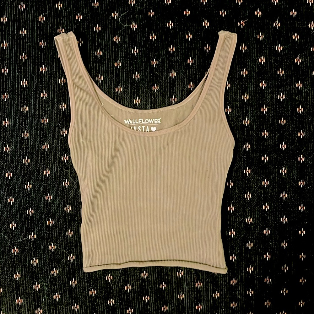 Women’s small tank top/ crop top